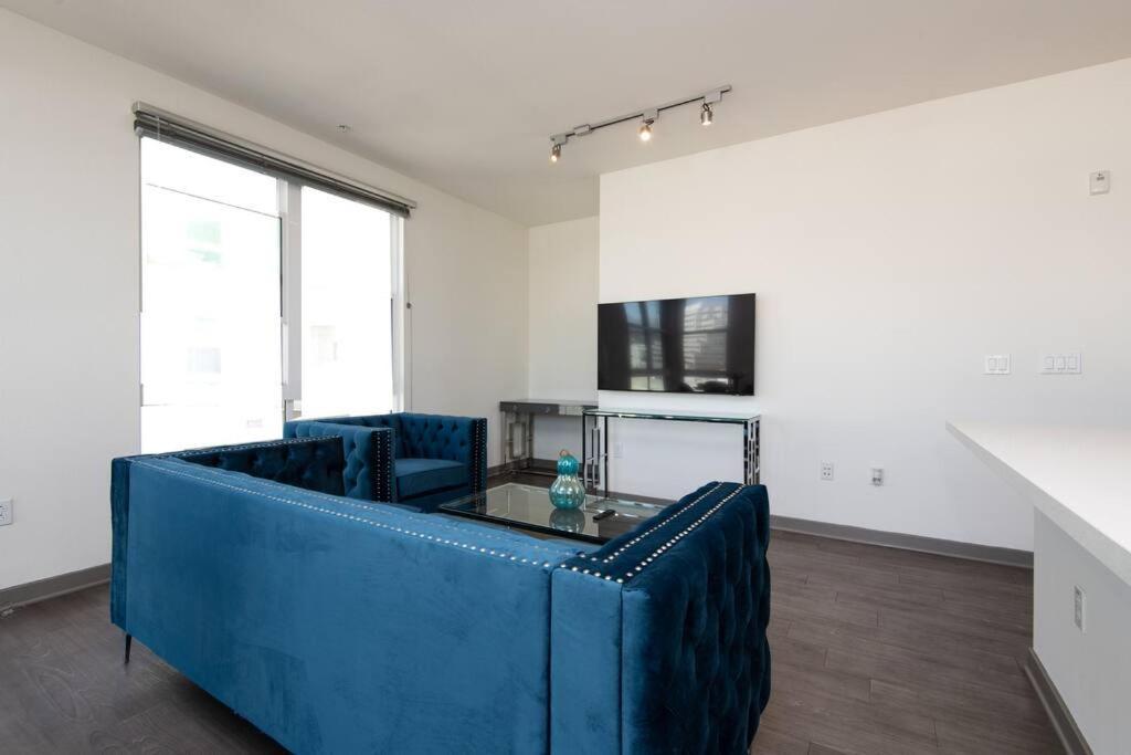Centrally Located Apartments With Free Parking Glendale Bagian luar foto